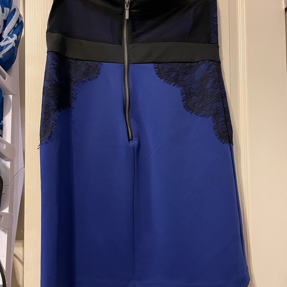 Sleeveless Dress - Picture 2 of 4